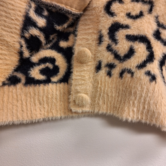 For Love and Lemon's Frankie Animal Leopard Print Knit Crop Cardigan Sweater - Picture 6 of 6